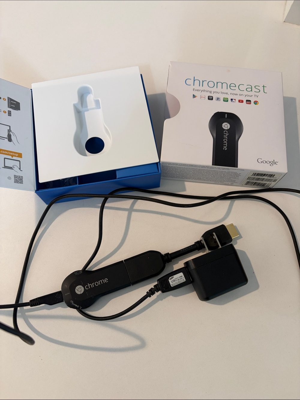 Google Chromecast HDMI Streaming Stick in Black